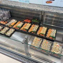 Lonch Sushi & Teriyaki - takeout trays