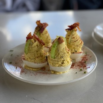 Shorebird - Overstuffed bacon and eggs - Breakfast & Brunch Near Me - Sedona, Arizona