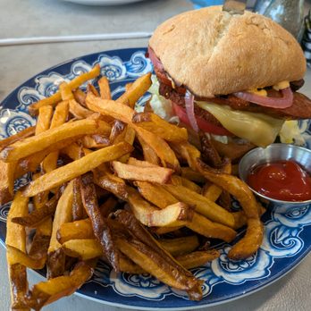 Taylor Sam's - Breakfast & Brunch Near Me - St. Petersburg, Florida