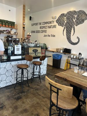 Black Elephant Coffee (Atwater Village) by null