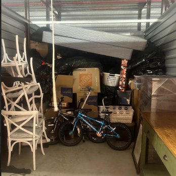 Ware U Moving - After they helped, I could walk in the storage and find stuff.  I even had room to add things or sell before my move. - Movers Near Me