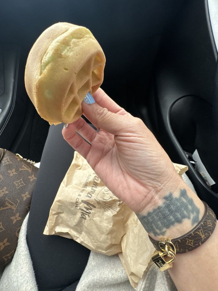 Mamma Mia Sugarcane & Cafe