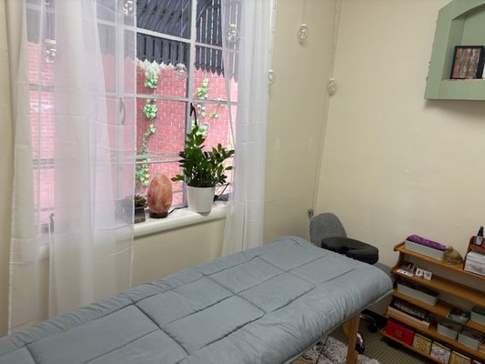 Reiki Healing - Reiki helps to:
✨ Reduce stress & anxiety
✨ Improve sleep & relaxation
✨ Release emotional blocks
✨ Increase energy & clarity
✨ Support overall wellbeing
If you’ve been feeling stressed, stuck, or simply curious — Reiki may be the reset your body and spirit are craving.
Schedule a session to experience relaxation and connection back with yourself.
15-minute discovery calls are available. Reiki Healing - Reiki helps to:
✨ Reduce stress & anxiety
✨ Improve sleep & relaxation
✨ Release emotional blocks
✨ Increase energy & clarity
✨ Support overall wellbeing
If you’ve been feeling stressed, stuck, or simply curious — Reiki may be the reset your body and spirit are craving.
Schedule a session to experience relaxation and connection back with yourself.
15-minute discovery calls are available.