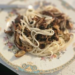 Cove Farmers Market - Sliced Oyster mushroom crispy, fresh spanish,garlic,lemon and olive oil!Over linguine.Yum!!