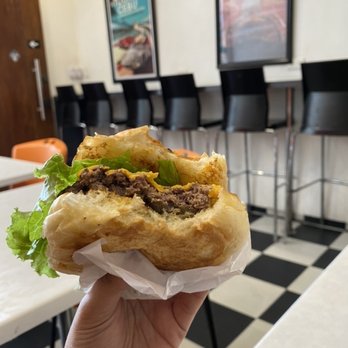 Charlie's Grind & Grill - Burgers Near Me - Pasig, NCR