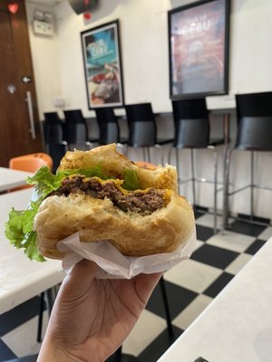 Charlie's Grind & Grill by null