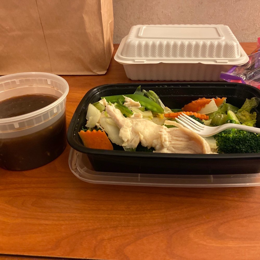 Ming Lee Chinese Restaurant - Steamed veggies and chicken - Chinese Near Me - Waterville, Maine Ming Lee Chinese Restaurant - Steamed veggies and chicken - Chinese Near Me - Waterville, Maine