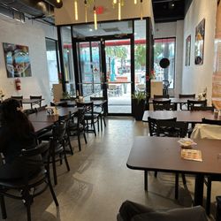 Shishkabob Mediterranean Cuisine - Sunday night interior