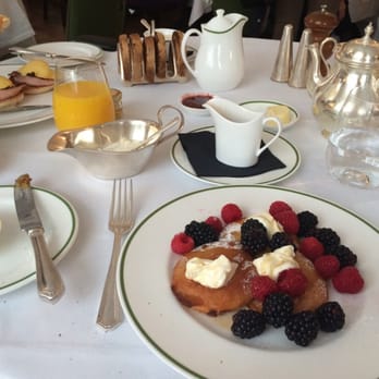 Brown's Hotel - Breakfast downstairs. - Hotels Near Me - London, XGL Brown's Hotel - Breakfast downstairs. - Hotels Near Me - London, XGL