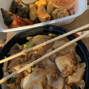 Sup Thai Kitchen - Drunken Noodles, Sup Sampler - Thai Near Me - Fresh Meadows, New York Sup Thai Kitchen - Drunken Noodles, Sup Sampler - Thai Near Me - Fresh Meadows, New York