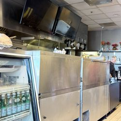 Luigi's D' Italia - Inside