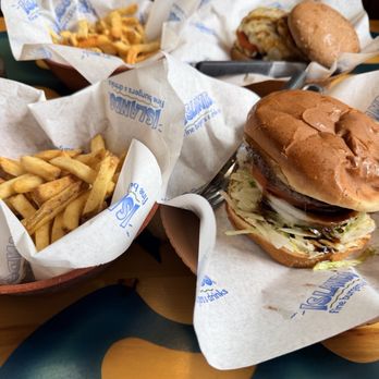 Islands Restaurant - Hawaiian Burger - Burgers Near Me - Burbank, California
