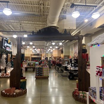 Cabela's - Outdoor Gear Near Me - Gonzales, Louisiana