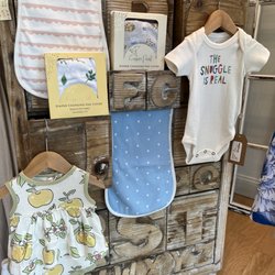 Hope & Stetson - Some baby items.