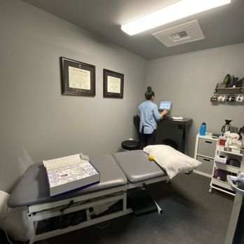 Pillar Kinetic - Dr Wong is my favorite therapist in Vegas , I m so glad ( and lucky ) I got to meet her - Physical Therapy Near Me - Las Vegas, Nevada