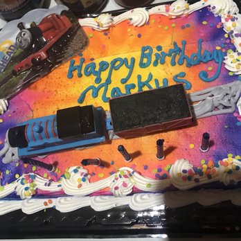 Hy-Vee - first cake I ordered and it was suppose to be Thomas the train. I had to pick a cake from the shelf and this is what I got - Grocery Near Me - Oakdale, Minnesota