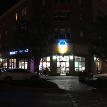 Silver Dipper Ice Cream - Ice Cream & Frozen Yogurt Near Me - West Lafayette, Indiana
