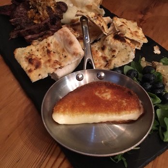 Pizzeria Defina - Pizza Near Me - Toronto, Ontario