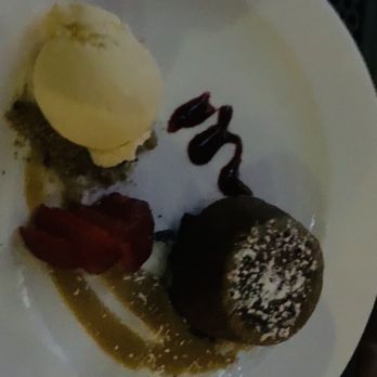 Harvest - Chocolate lava cake - Wine Bars Near Me - New Haven, Connecticut Harvest - Chocolate lava cake - Wine Bars Near Me - New Haven, Connecticut