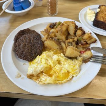 The Serving Spoon - Eggs sausage patty and home fries - Breakfast & Brunch Near Me - Inglewood, California The Serving Spoon - Eggs sausage patty and home fries - Breakfast & Brunch Near Me - Inglewood, California
