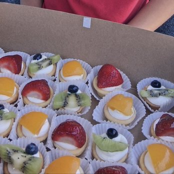 Cathy's Bakery - Fruit tarts. Simple and tasty. - Bakeries Near Me - San Gabriel, California Cathy's Bakery - Fruit tarts. Simple and tasty. - Bakeries Near Me - San Gabriel, California