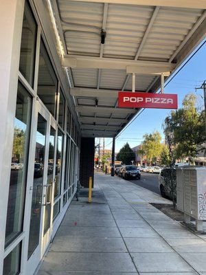 Pop Pizza by null