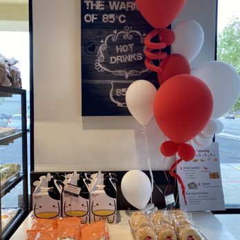 85°C Bakery Cafe-Corona - Bakeries Near Me - Corona, California