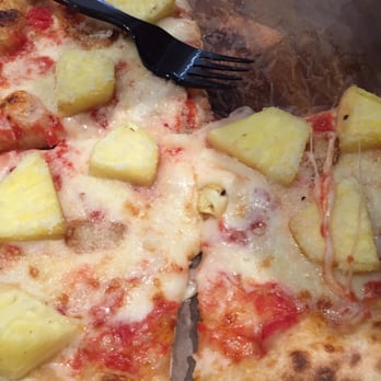 Pizza Rox - Plain with pineapple. Tasty!! - Pizza Near Me - Boynton Beach, Florida