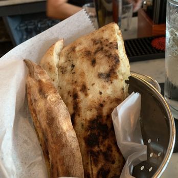 Aumm Aumm - Complimentary fresh bread - Wine Bars Near Me - North Bergen, New Jersey