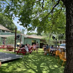 Lou's - Tons of outdoor seating!