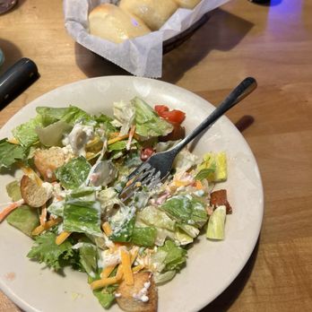 Logan's Roadhouse - House salad - Barbeque Near Me - Ft. Myers, Florida Logan's Roadhouse - House salad - Barbeque Near Me - Ft. Myers, Florida