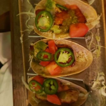 Moku Kitchen - Fish tacos - Cocktail Bars Near Me - Honolulu, Hawaii Moku Kitchen - Fish tacos - Cocktail Bars Near Me - Honolulu, Hawaii