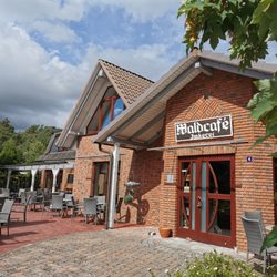 Waldcafé - Außenansicht 2022