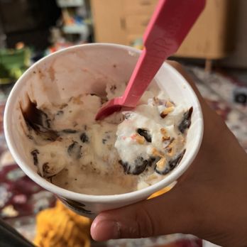 Baskin-Robbins - "Two scoop" sundae. - Ice Cream & Frozen Yogurt Near Me - Hemet, California Baskin-Robbins - "Two scoop" sundae. - Ice Cream & Frozen Yogurt Near Me - Hemet, California