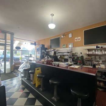 JoAnn's Cafe - Inside - American Near Me - South San Francisco, California