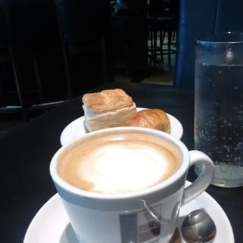 Agenor - La medialuna dulce es riquisima! - Venues & Event Spaces Near Me - Rosario, S