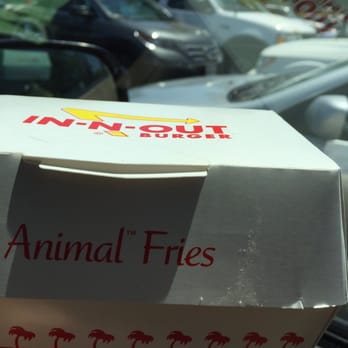 In-N-Out Burger - Animal Fries in the Parking Lot - Fast Food Near Me - Redding, California
