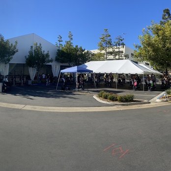 Bay Club El Segundo - Outdoor workout pavilions on a sunny Sunday morning - weight machines, fitness studio, and cardio stations - Gyms Near Me - El Segundo, California