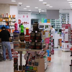 Metrocity Eczanesi - Metrocity Pharmacy Entrance