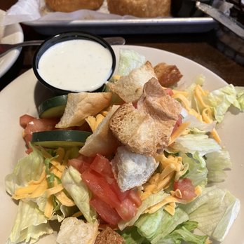 Logan's Roadhouse - Fresh crispy salad. You can tell it did MOT come out of a bag! - Steakhouses Near Me - Houston, Texas