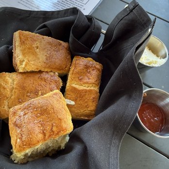 Federal American Grill - Bread basket - New American Near Me - Houston, Texas