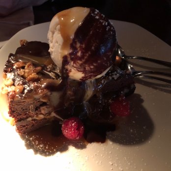 Pappadeaux Seafood Kitchen - Triple fudge - Seafood Near Me - Phoenix, Arizona