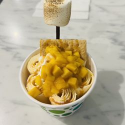 Arctic Bites - Delicious! Great customer service too! Will visit again!