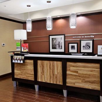 Hampton Inn Beeville - Reception - Hotels Near Me - Beeville, Texas