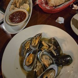 A Taste of Italy on the Lake - Mussels and calamari