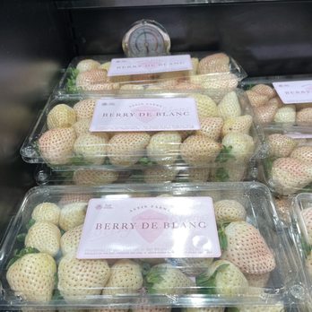 Publix - Love these Pineberries, couldn't get enough - Grocery Near Me - Plantation, Florida Publix - Love these Pineberries, couldn't get enough - Grocery Near Me - Plantation, Florida
