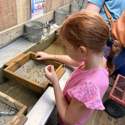 Pisgah Forest Gem Mine and Gifts