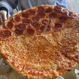 Half pepperoni half regular Half pepperoni half regular