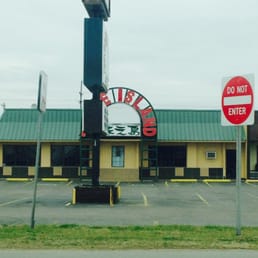 the outside of a restaurant