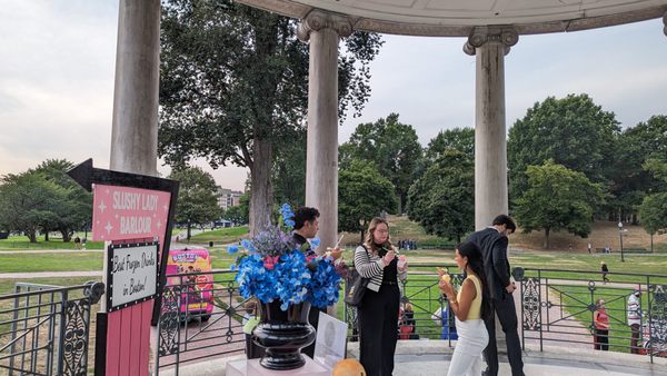 Slushy Lady Italian Ice Mobile Bartending by null